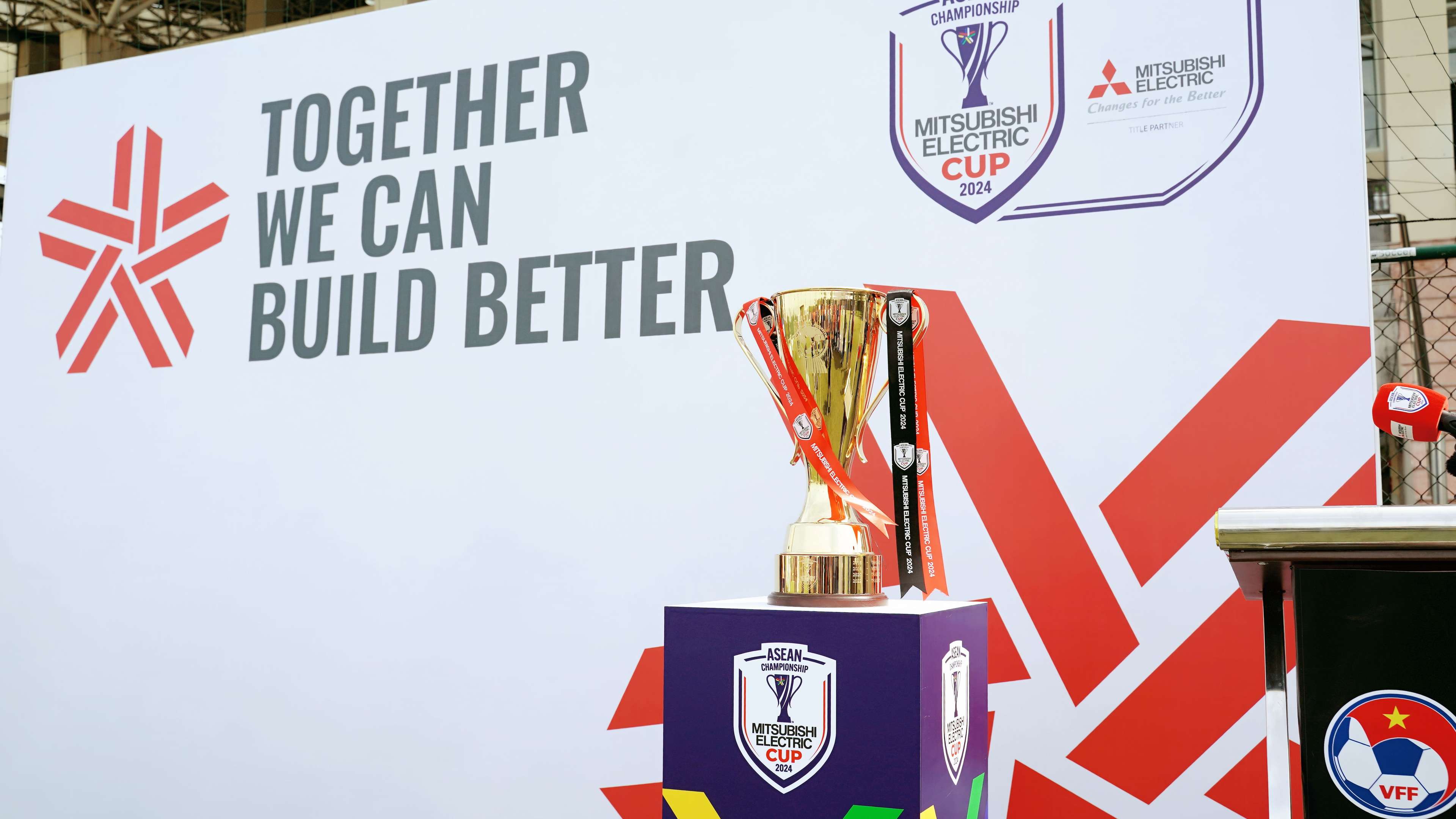 席上的新动 席上的新动